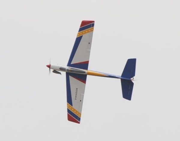 PH054 Phoenix TYPHOON 1,5m F3A-Retro